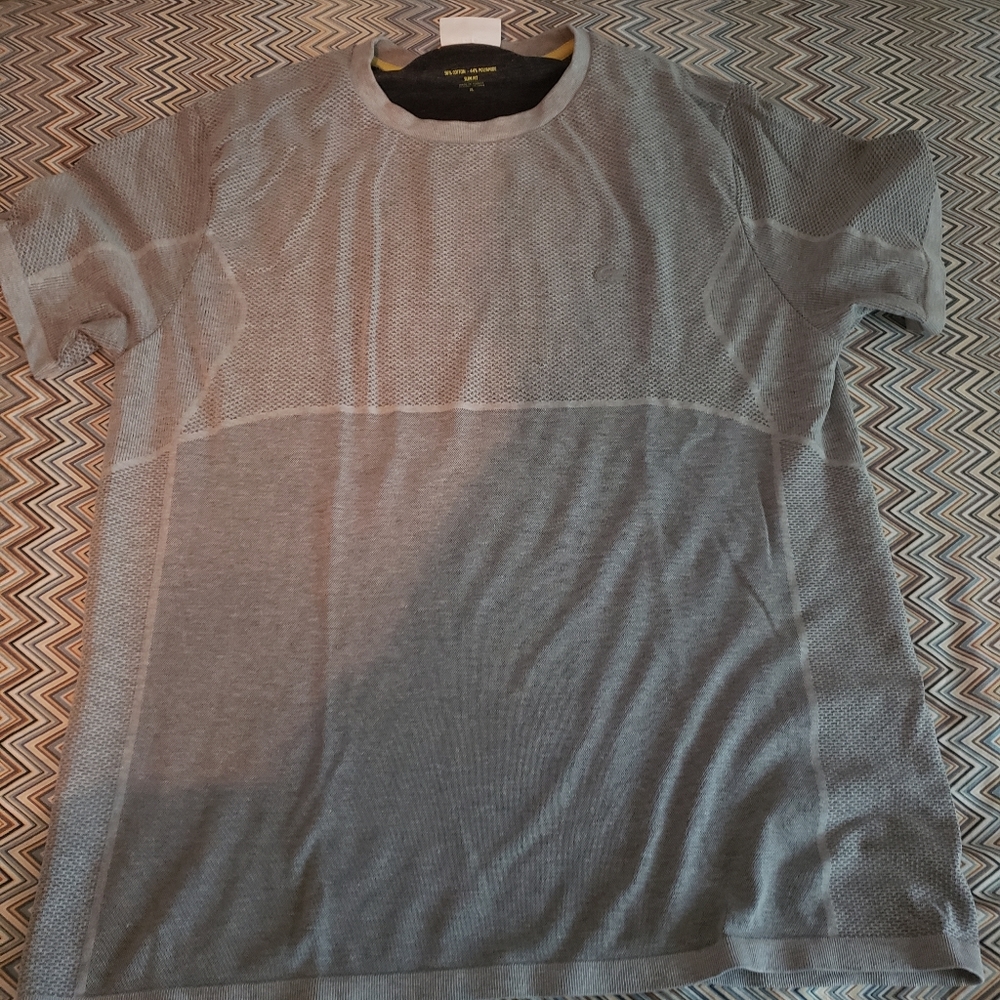 NWOT Lacoste Motion Men's Tshirt XL Gray